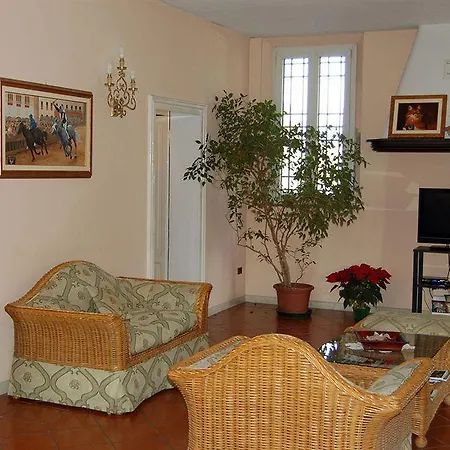 Regina Hotel 4*
