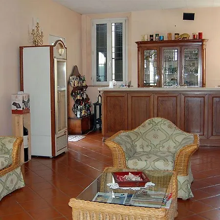 Hotel Regina Ferrara